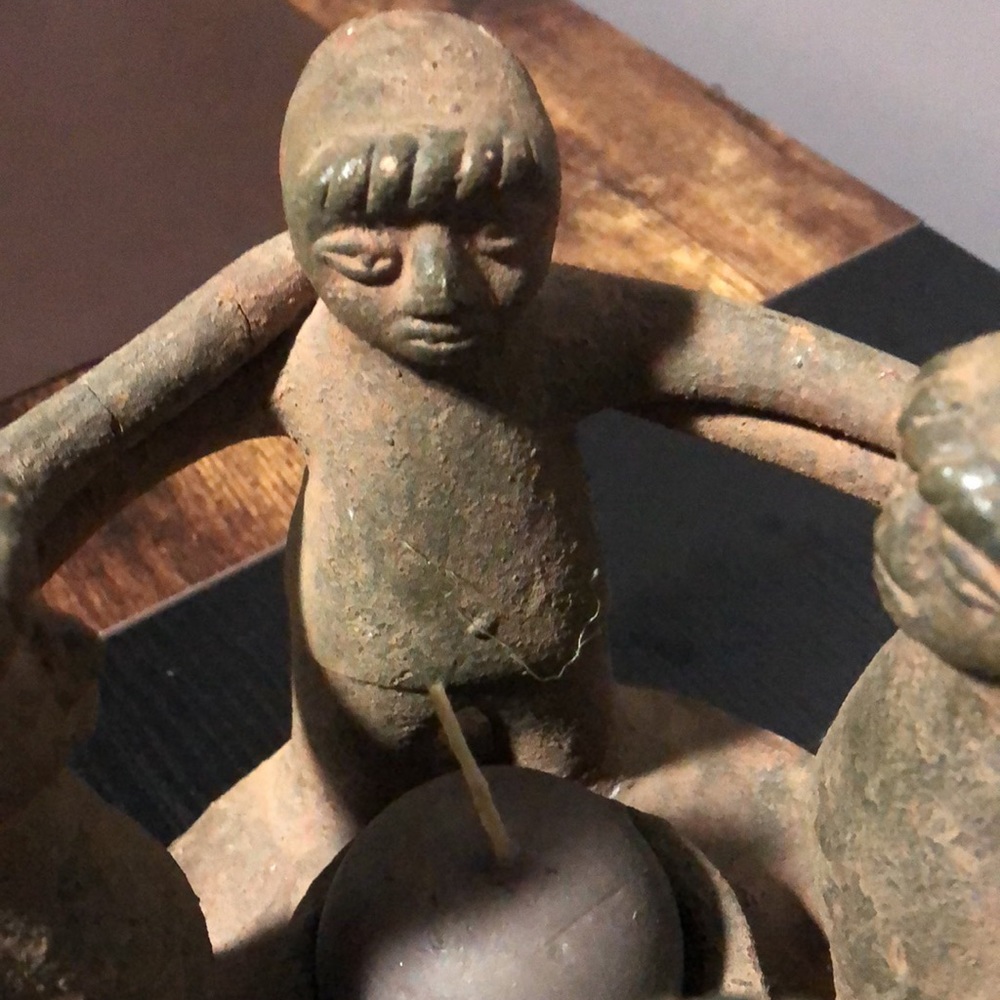 Vintage Circle of Friends Pottery - Picture 3 of 10